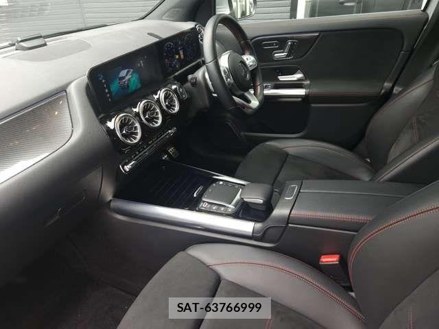 Mercedes Benz GLA-CLASS 2021-08 8485731-8