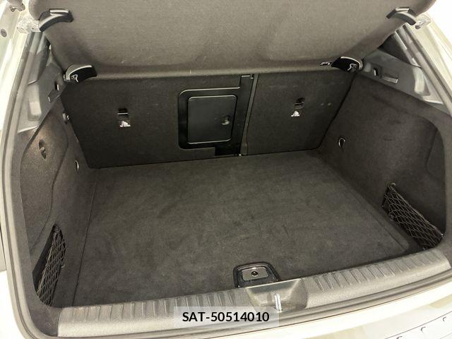 Mercedes Benz GLA-CLASS 2017-11 8525734-18