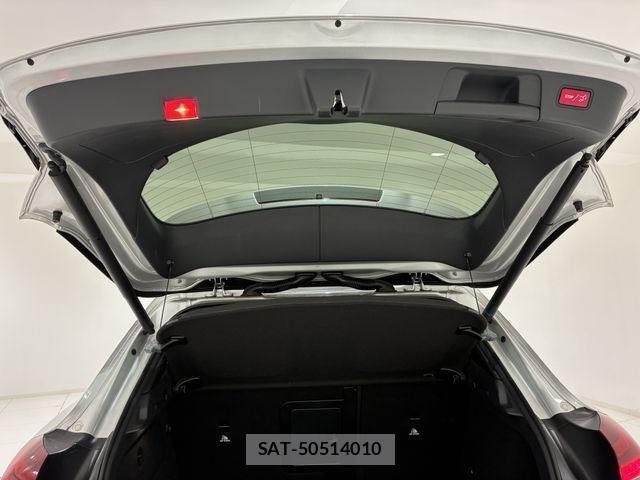 Mercedes Benz GLA-CLASS 2017-11 8525734-19