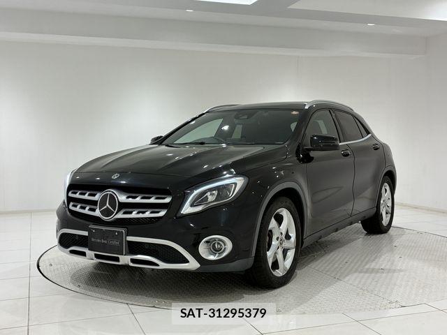 Mercedes Benz GLA-CLASS 2018-11 8525732-0