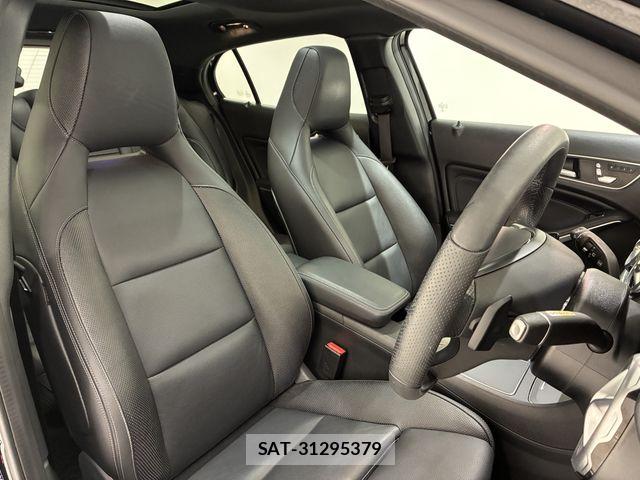 Mercedes Benz GLA-CLASS 2018-11 8525732-3