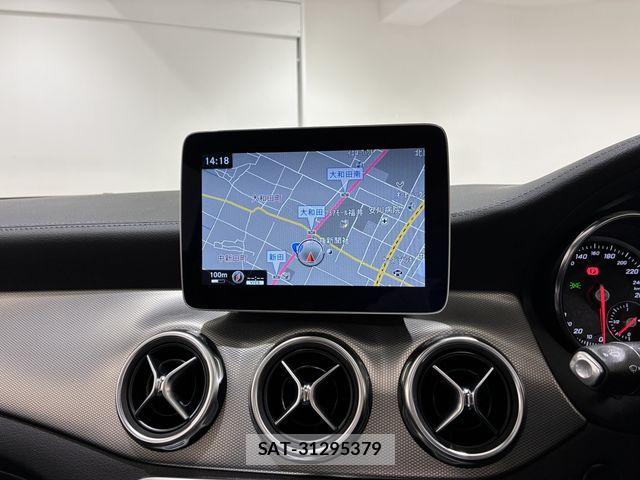 Mercedes Benz GLA-CLASS 2018-11 8525732-7