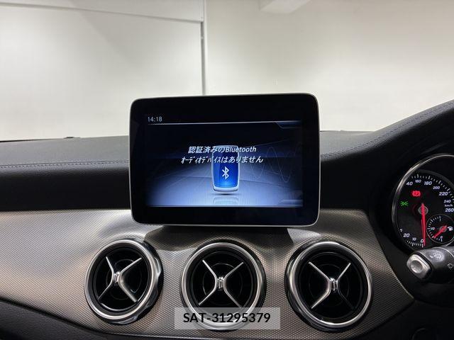 Mercedes Benz GLA-CLASS 2018-11 8525732-8