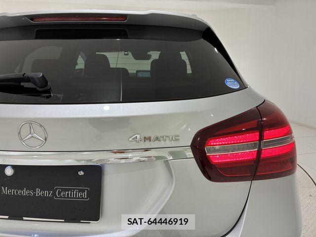 Mercedes Benz GLA-CLASS 2018-06 8525728-17