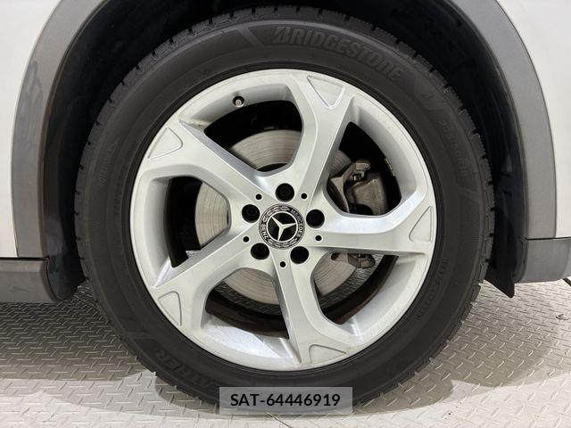 Mercedes Benz GLA-CLASS 2018-06 8525728-21