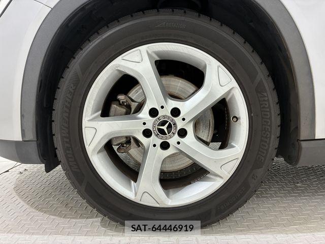 Mercedes Benz GLA-CLASS 2018-06 8525728-22