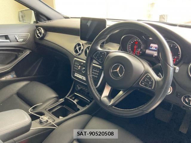 Mercedes Benz GLA-CLASS 2017-10 8525733-11