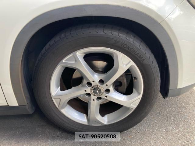Mercedes Benz GLA-CLASS 2017-10 8525733-4