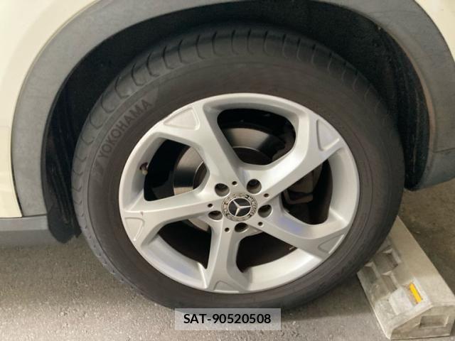 Mercedes Benz GLA-CLASS 2017-10 8525733-6