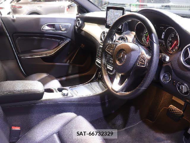 Mercedes Benz GLA-CLASS 2018-02 8562644-3