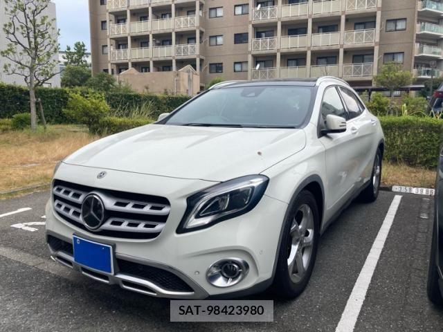 Mercedes Benz GLA-CLASS 2017-08 8562645-0