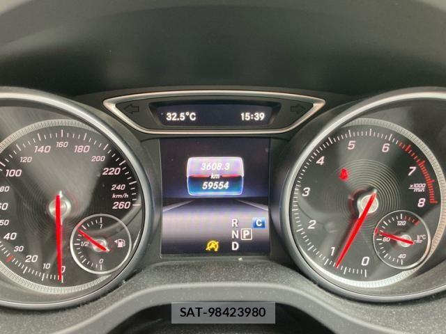 Mercedes Benz GLA-CLASS 2017-08 8562645-24