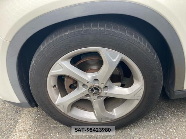 Mercedes Benz GLA-CLASS 2017-08 8562645-7