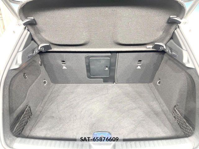 Mercedes Benz GLA-CLASS 2019-06 8627672-18