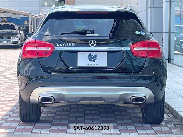 Mercedes Benz GLA-CLASS 2016-08 8627675-15