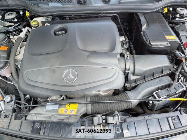Mercedes Benz GLA-CLASS 2016-08 8627675-18
