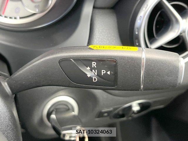 Mercedes Benz GLA-CLASS 2014-08 8657572-13