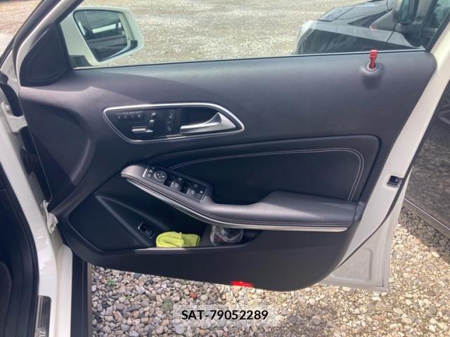 Mercedes Benz GLA-CLASS 2014-08 8660198-13