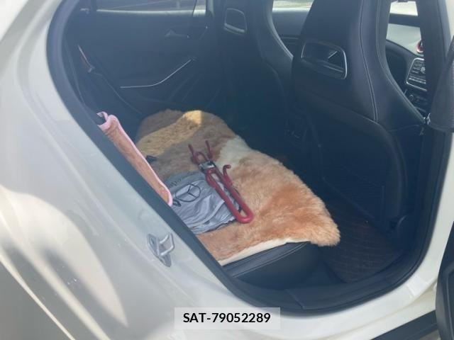 Mercedes Benz GLA-CLASS 2014-08 8660198-14