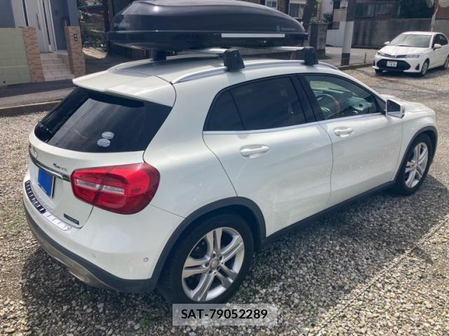 Mercedes Benz GLA-CLASS 2014-08 8660198-2