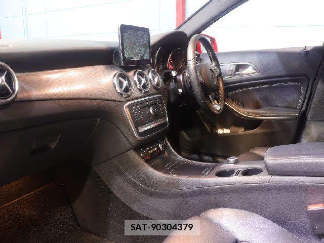 Mercedes Benz GLA-CLASS 2017-12 8666492-26