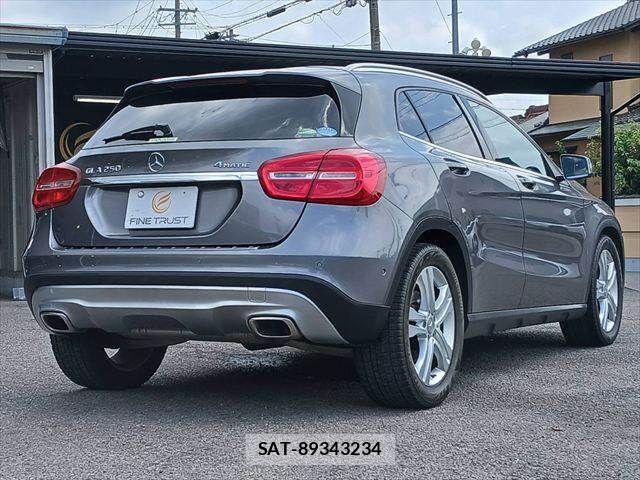 Mercedes Benz GLA-CLASS 2016-02 8685940-16