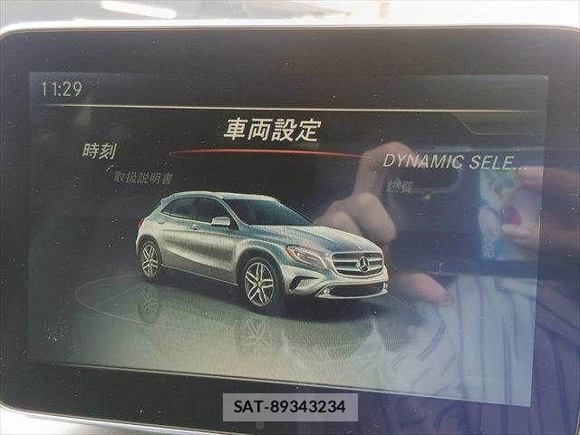 Mercedes Benz GLA-CLASS 2016-02 8685940-4