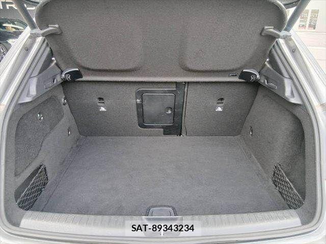 Mercedes Benz GLA-CLASS 2016-02 8685940-8