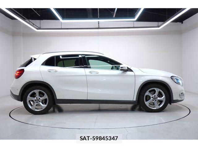 Mercedes Benz GLA-CLASS 2019-10 8685939-3