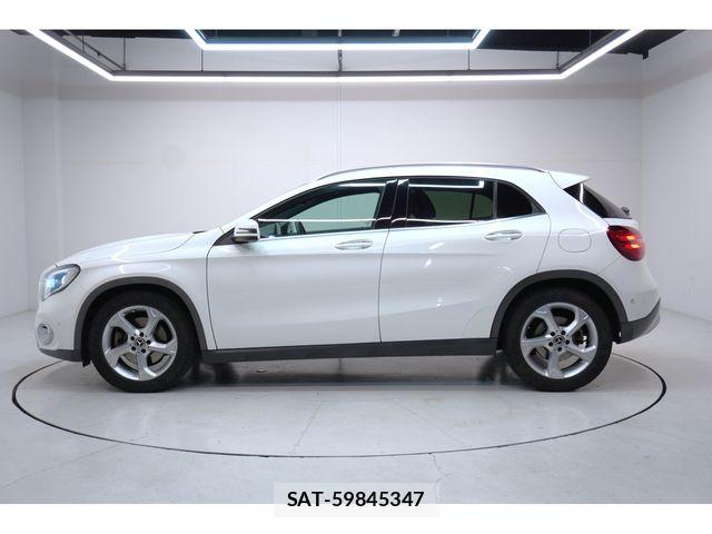 Mercedes Benz GLA-CLASS 2019-10 8685939-4
