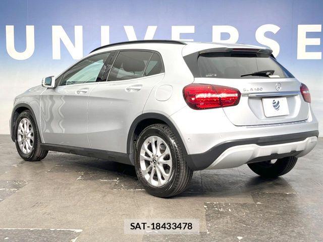 Mercedes Benz GLA-CLASS 2019-03 8743901-18