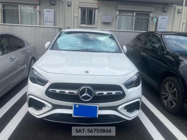 Mercedes Benz GLA-CLASS 2024-04 8743894-0