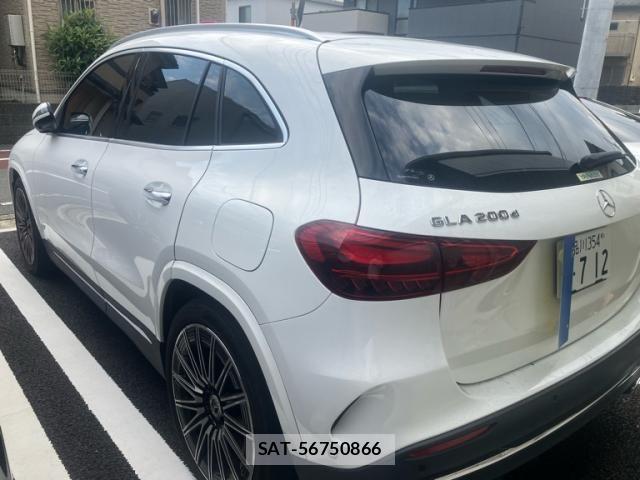 Mercedes Benz GLA-CLASS 2024-04 8743894-4