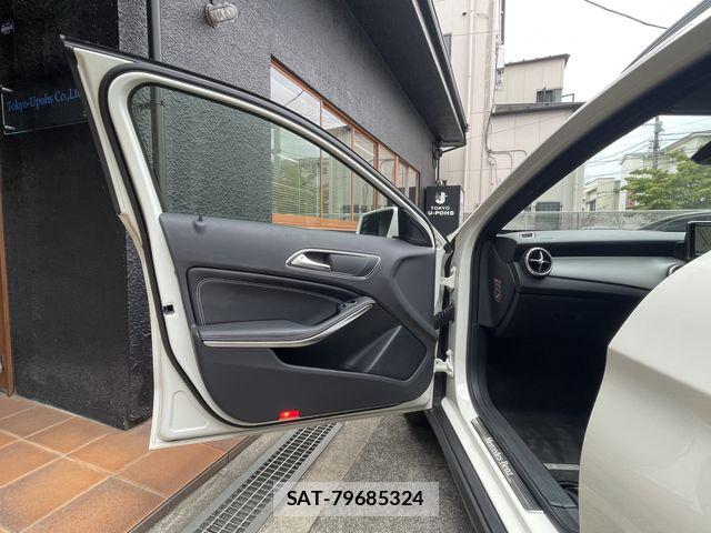 Mercedes Benz GLA-CLASS 2014-11 8743903-19