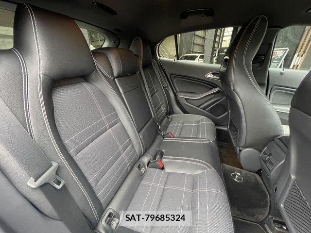 Mercedes Benz GLA-CLASS 2014-11 8743903-22