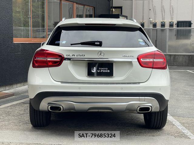 Mercedes Benz GLA-CLASS 2014-11 8743903-28