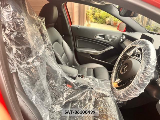 Mercedes Benz GLA-CLASS 2019-02 8743896-16