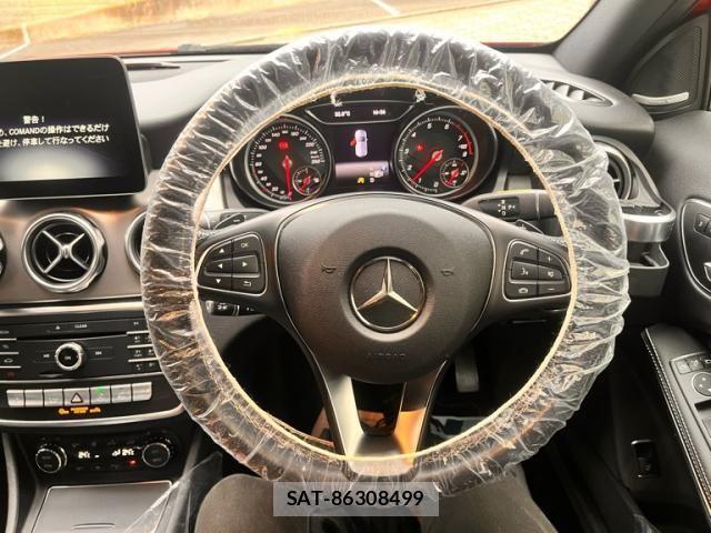 Mercedes Benz GLA-CLASS 2019-02 8743896-1