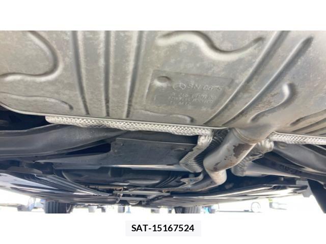 Mercedes Benz GLA-CLASS 2015-02 8743902-9