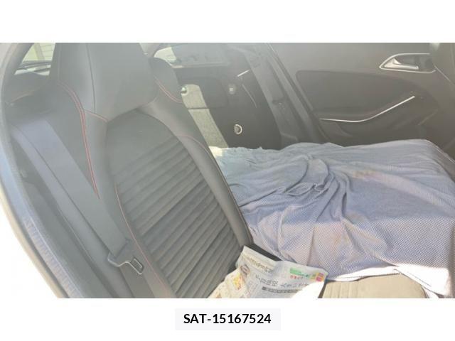 Mercedes Benz GLA-CLASS 2015-02 8743902-10