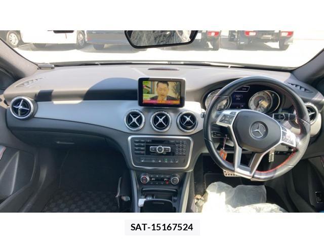Mercedes Benz GLA-CLASS 2015-02 8743902-12