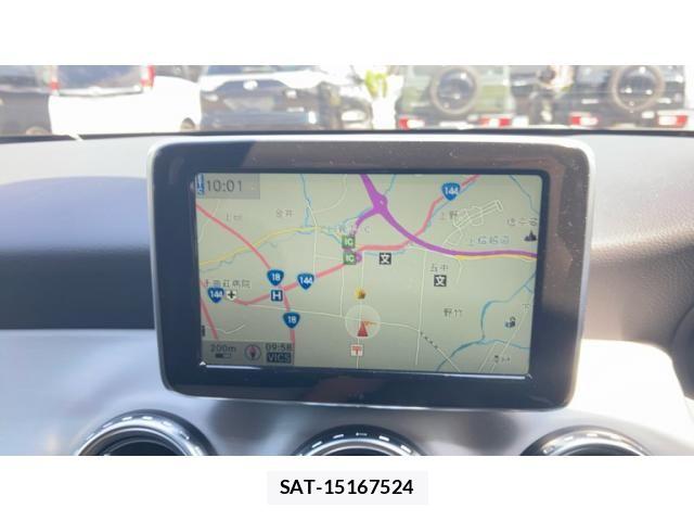 Mercedes Benz GLA-CLASS 2015-02 8743902-25