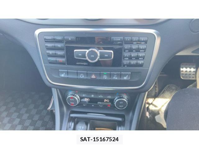 Mercedes Benz GLA-CLASS 2015-02 8743902-26