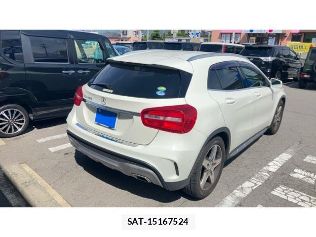 Mercedes Benz GLA-CLASS 2015-02 8743902-8