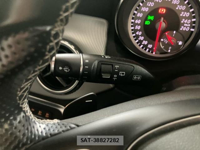 Mercedes Benz GLA-CLASS 2016-04 8781003-21