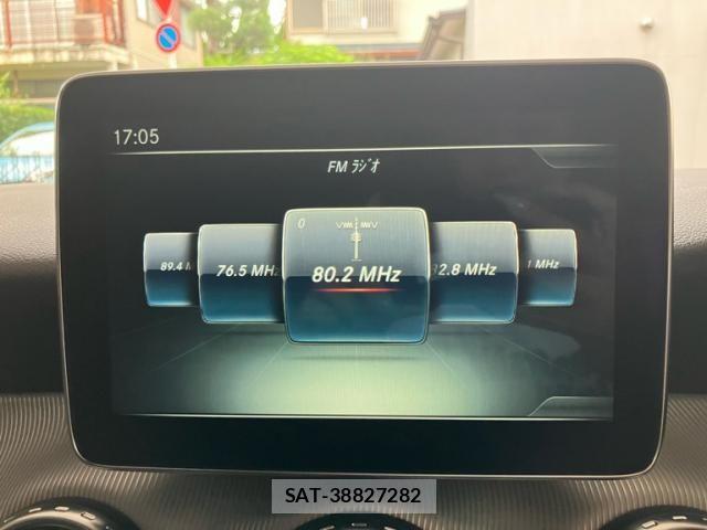 Mercedes Benz GLA-CLASS 2016-04 8781003-22