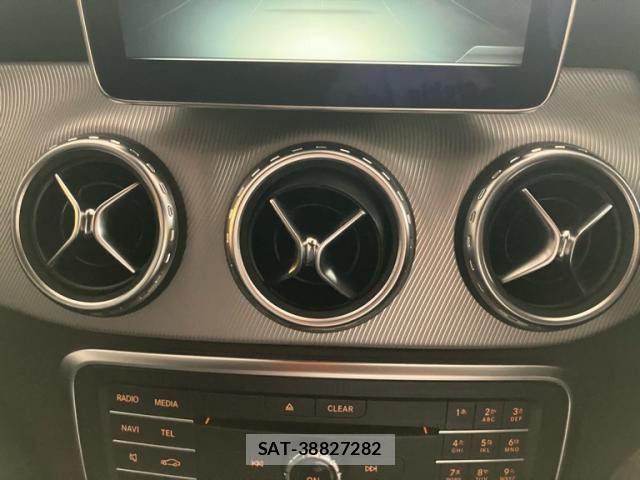 Mercedes Benz GLA-CLASS 2016-04 8781003-23