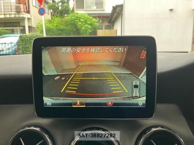 Mercedes Benz GLA-CLASS 2016-04 8781003-26