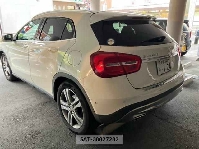 Mercedes Benz GLA-CLASS 2016-04 8781003-5