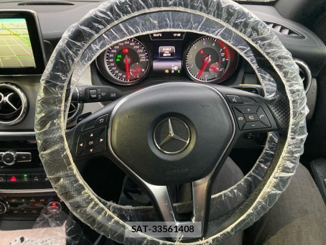 Mercedes Benz GLA-CLASS 2015-05 8781006-18